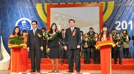 Winners of “Vietnam Trade Services Award 2013” honored - ảnh 1